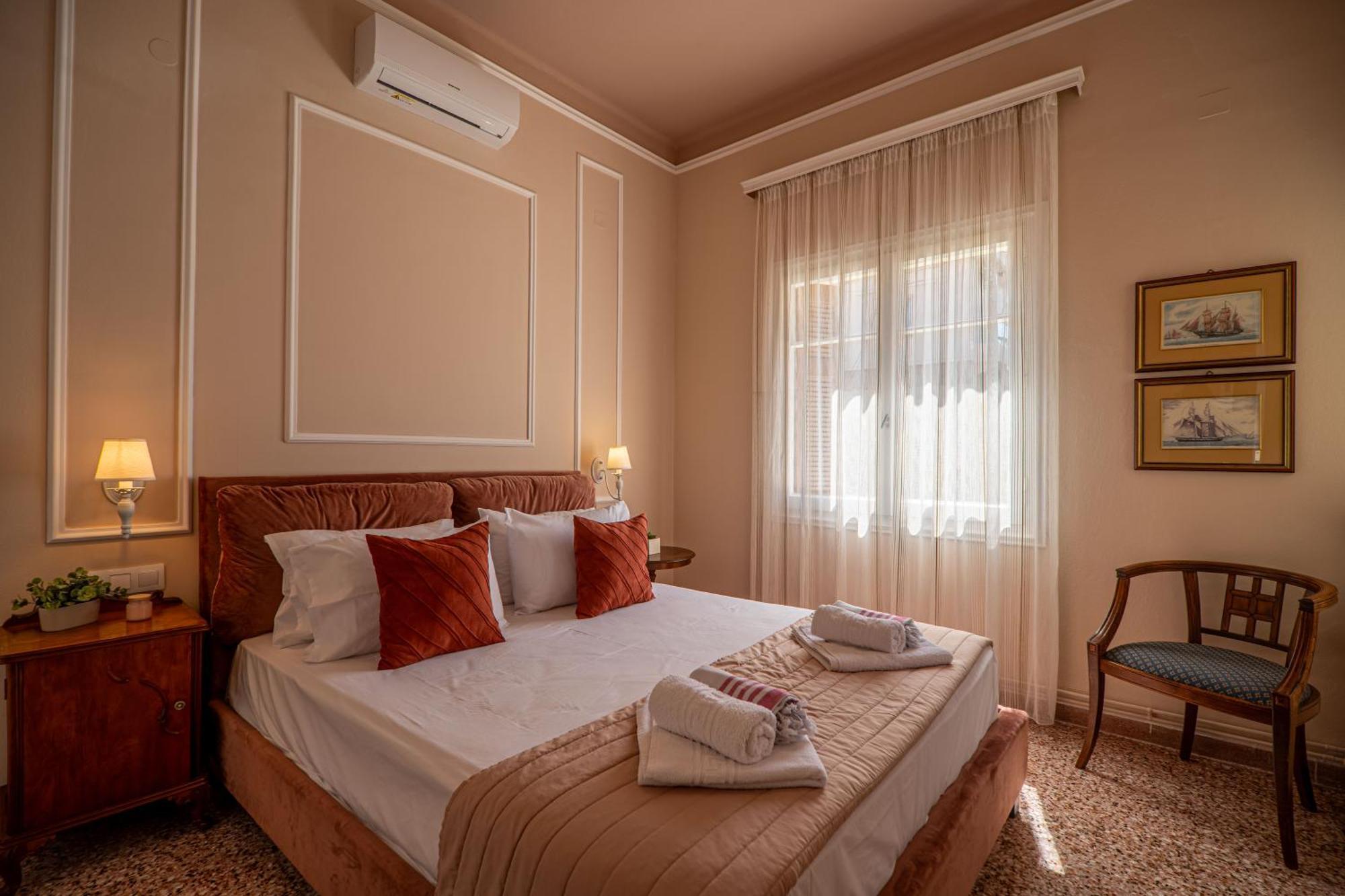 Anmi Hospitality Apartment Chania  ภายนอก รูปภาพ